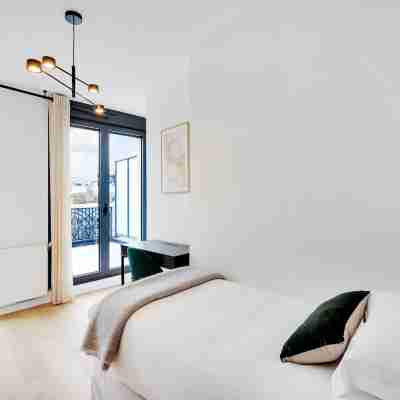 Duplex with terrace in Levallois Rooms