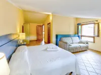 Elegant Villa with Spa in Sorano