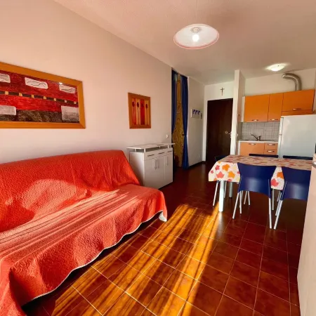 One-Bedroom Flat with Shared Pool