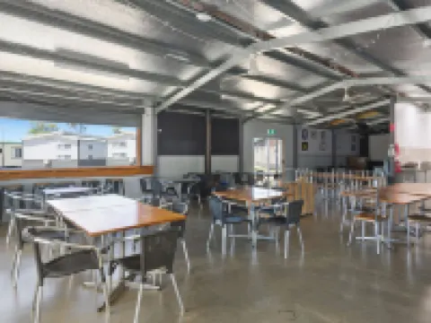 Ingenia Holidays Eden Beachfront Hoteles en Eden