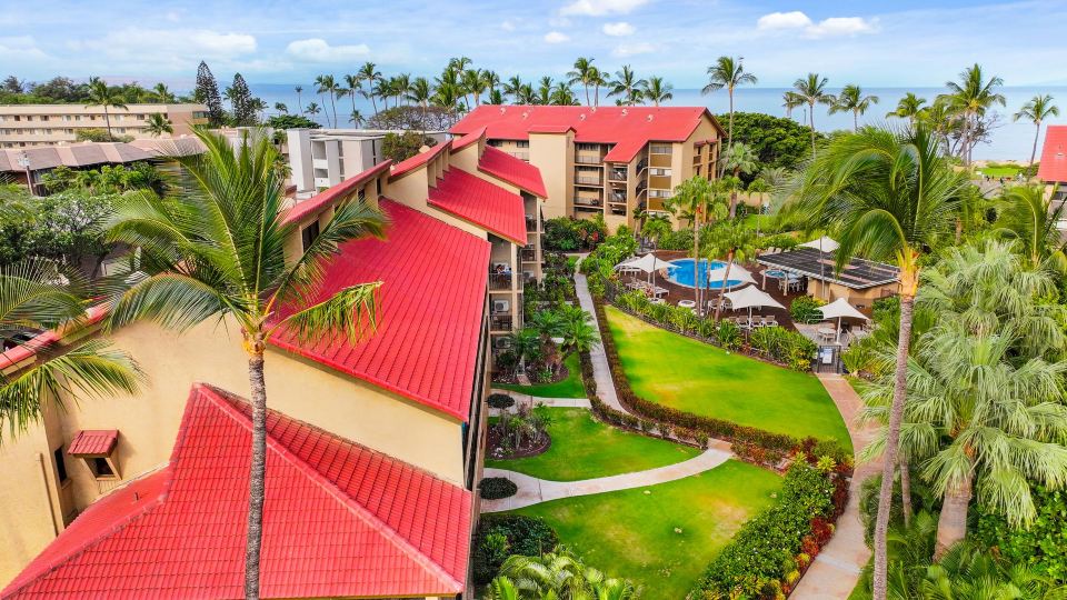 Maui Schooner Resort