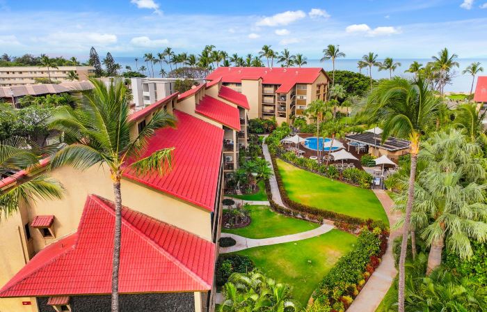 Maui Schooner Resort