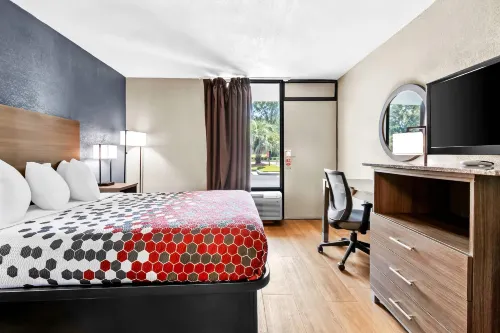 Econo Lodge Hotels in Goose Creek