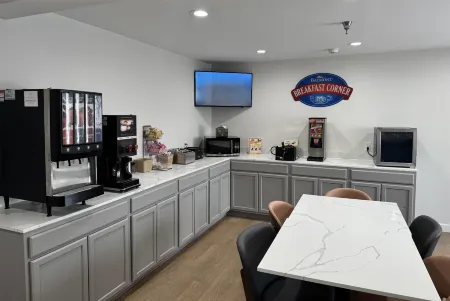 Baymont by Wyndham Henrietta - Rochester