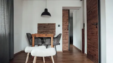 Apartment WANDERSCHUH & sauna-walking distance to hiking trails&shopping/restaurants