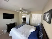 Beautiful house with pool and hot tub!