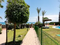 Beachfront Apartment -Don Juan Manilva - Pools