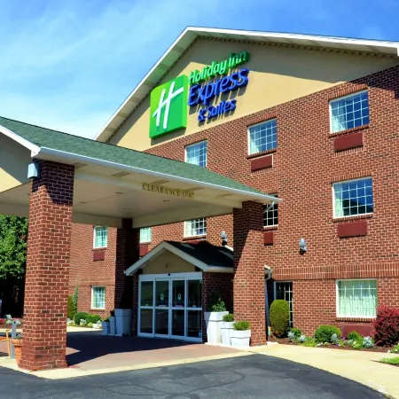 Holiday Inn Express & Suites MONACA - CENTER TOWNSHIP by IHG