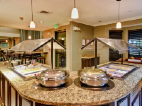 ステイブリッジ スイーツ ミドルトン マディソン ウェスト by IHG ミドルトンのホテル