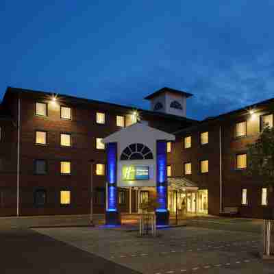 Holiday Inn Express DROITWICH SPA by IHG Hotel Exterior