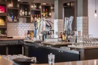 Holiday Inn JOPLIN by IHG - bar