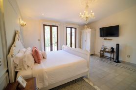 Villa Toscana ValQuirico Lofts & Suites Hotel Boutique