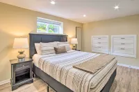 Cozy North Bend Getaway in Walkable Location! - parking