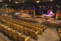 Canad Inns Destination Centre Club Regent Casino Hotel