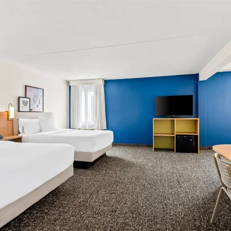 Spark by Hilton Lexington