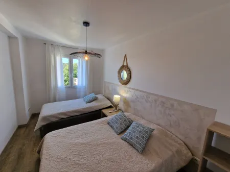 T3 Piscine Avec Jardin Proche St-florent Отели в г. Барбаджо