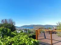 Guinea Fowl Lodge - Lagoon & Heads View B&B, Central Knysna