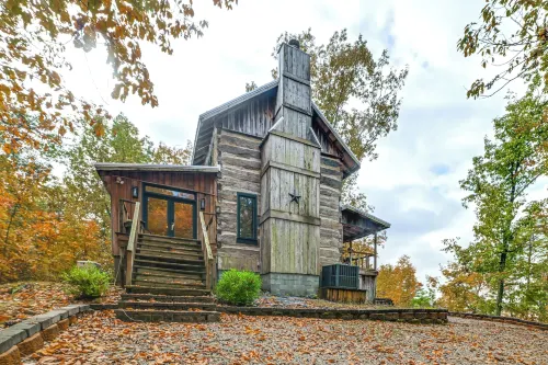 Historic Cabin with Panoramic Kentucky Lake Views - Wifi