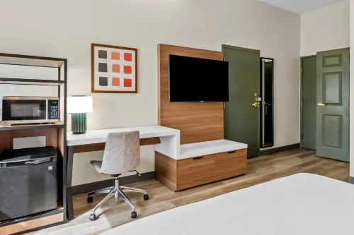 Spark by Hilton Lynchburg - University Area & Hwy 460 Hotels in Lynchburg