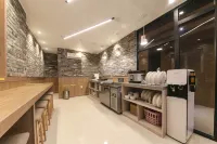 Gwangju Daein-Dong Hotel Haru - 2 ดาว