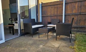 Modern Home with Garden, Corby