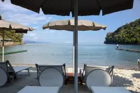 Eight Hotel Paraggi - 5-Star