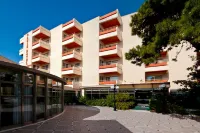 Oasis Hotel Apartments โรงแรมใน