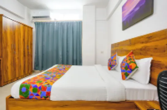 FabHotel Wellax 24 Service Apartments