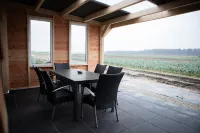 Beautiful Group Accommodation Near our own Food Forest - 2-Star