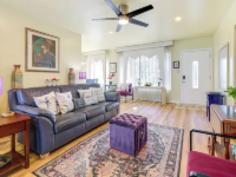 Stylish Home Near Sofi Stadium, LAX & Long Beach Hotels in Compton