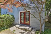 Spacious Downtown Chico Home ~ Half Mile to Csu! - Homestays