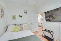Dog-Friendly Fishkill Tiny House in Wine Country