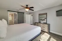 Private Pool & Hot Tub: Modern Davenport Home! - spa