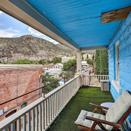 'St Valentine' Apartment w/ Balcony in Bisbee