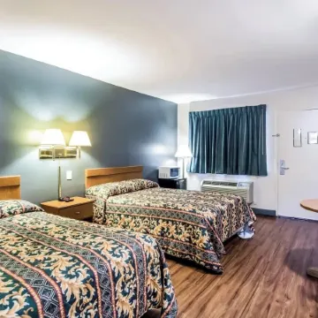 Brentwood Inn Richmond South