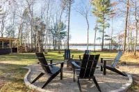 Cozy Cabin w Hot Tub, Fireplace, Near Nisswa and Crosslake