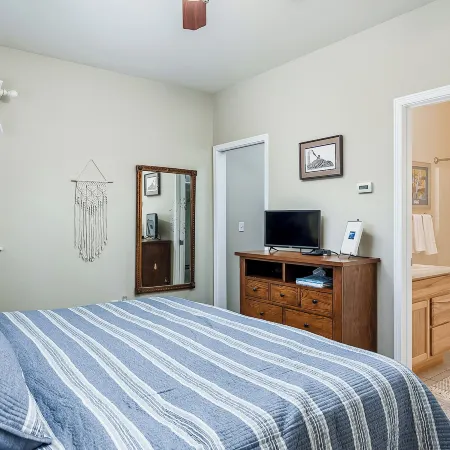 2BR Home w/ Fireplace, Streaming, Dogs Allowed Hotels in Fairbanks