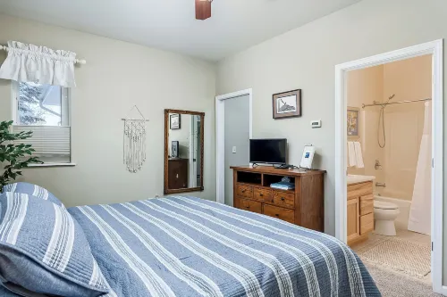 2BR Home w/ Fireplace, Streaming, Dogs Allowed - 3-Star