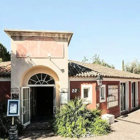 The Houses on restanques of St Tropez