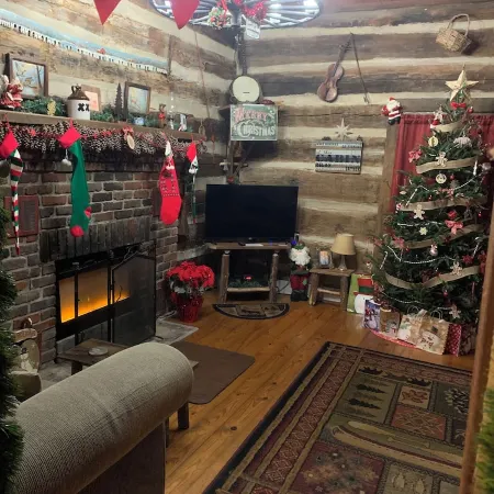 Log Cabin Escape - Full Log Cabin Home