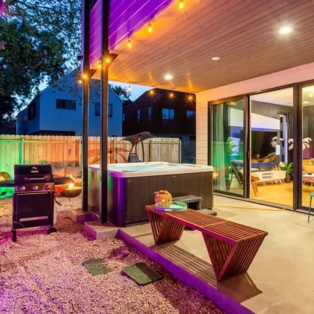 Stylish Clubhouse Retreat w/ Hot Tub Near Downtown