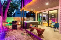 Stylish Clubhouse Retreat w/ Hot Tub Near Downtown