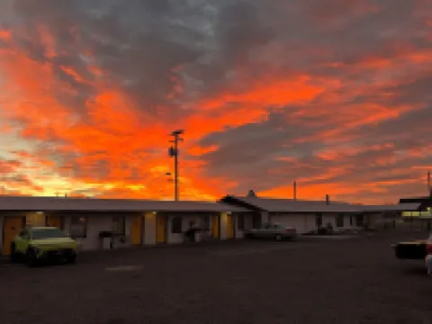 Powell JET Motor Inn Hotels in Powell