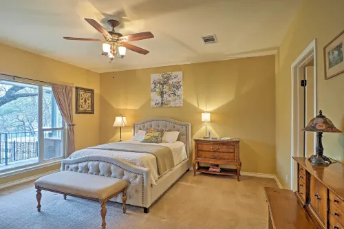 Round Rock Lakefront Home w/ Water Toys & Fire Pit - 3-Star
