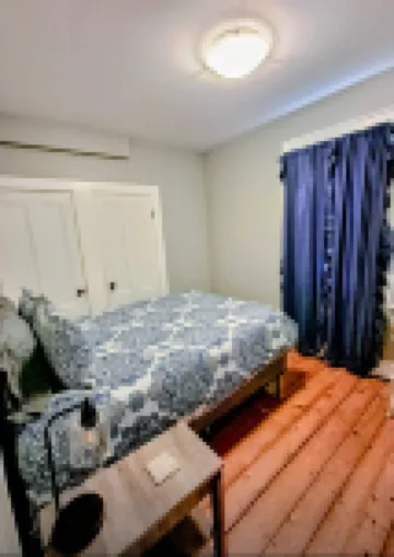 Unit1 Beautiful PRIVATE LARGE 3 bedroom/2 bath townhome. Close to ALL HISTORIC