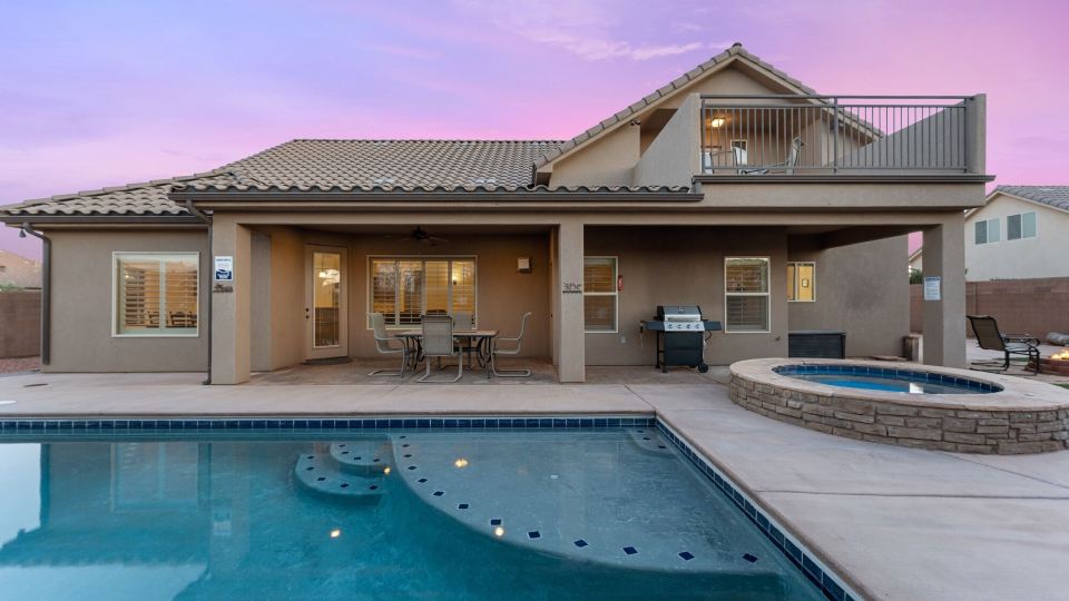 Escondido by RedAwning