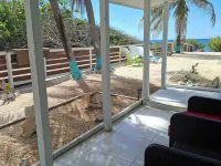 Serenity on the Bay1 - One Bed Airport Supermarkets Shops and Restaurants Close! Hotels in Cayman Brac