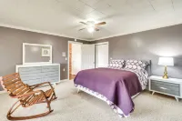Deer Lake Lodge on 700 Wooded Acres in Dayton! - WiFi