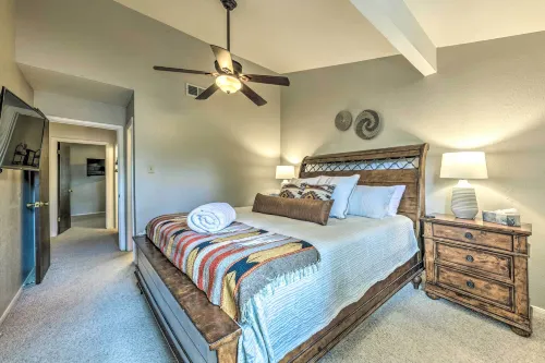 Rustic Ruidoso Retreat Near Shops and Mountains! - Spa