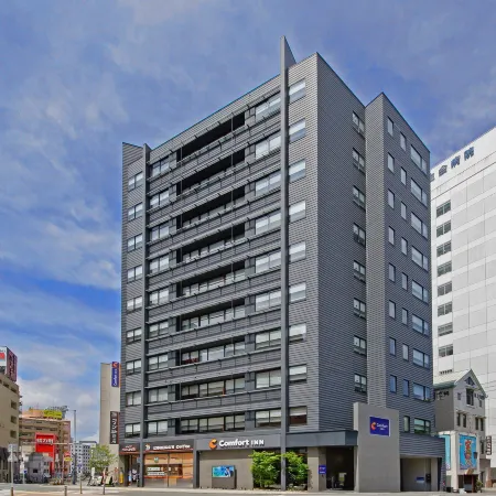 Comfort Inn Fukuoka Tenjin Отели рядом с достопримечательностью «Конгресс-центр Elgala»